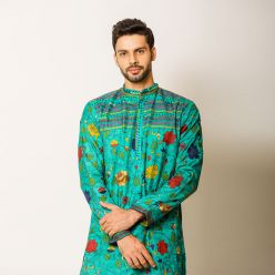 Silk Kurta with all over Kantha Embroidery on yoke-front panel-sleeves and back
